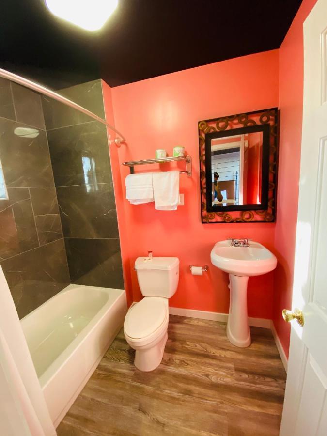 Casa Valentine Inn - ロサンゼルス エクステリア 写真