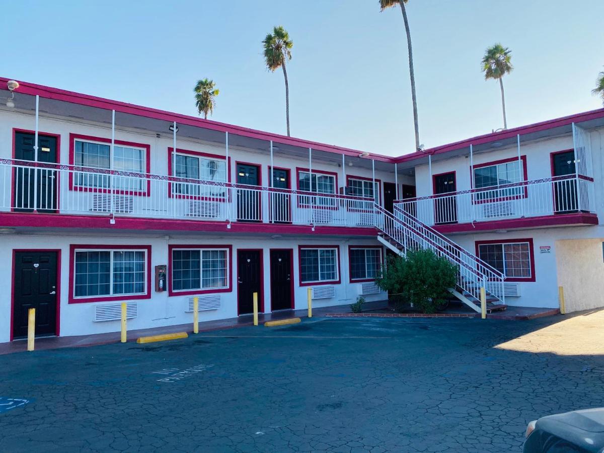 Casa Valentine Inn - ロサンゼルス エクステリア 写真