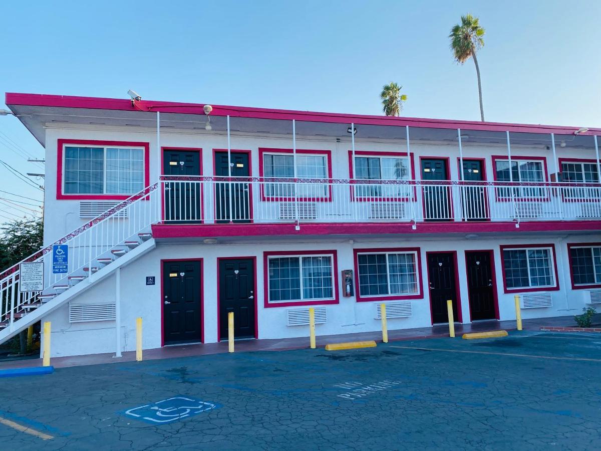 Casa Valentine Inn - ロサンゼルス エクステリア 写真